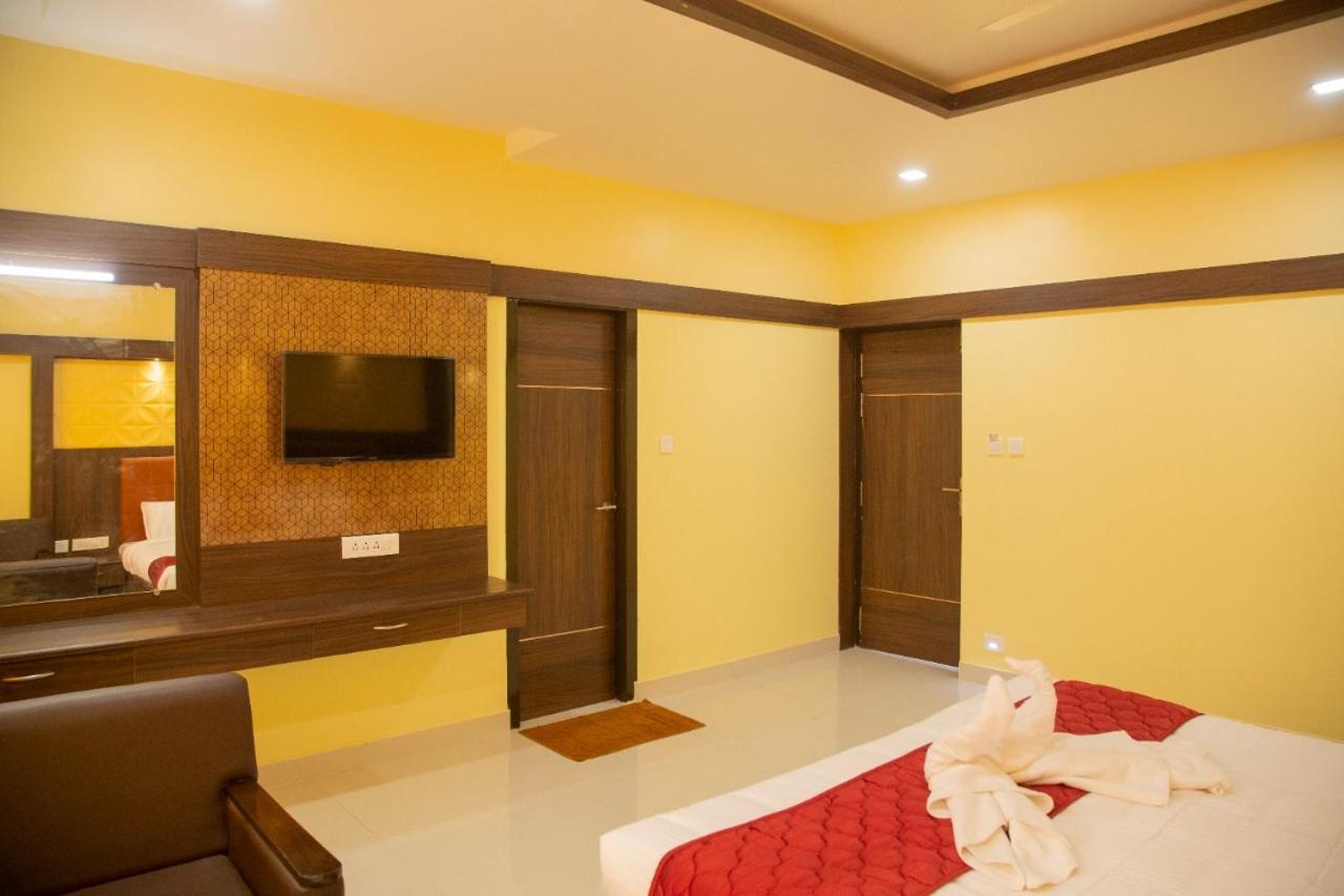 Sri Balaji Grand Hotel Kumbakonam Zewnętrze zdjęcie