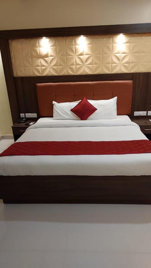 Sri Balaji Grand Hotel Kumbakonam Zewnętrze zdjęcie